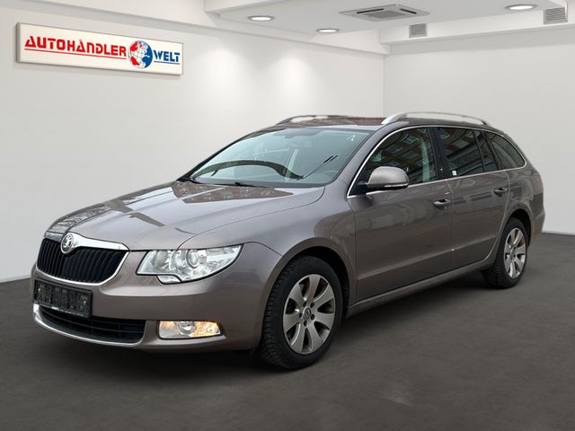 Skoda Superb Kombi 2.0 TDI AAC Xenon Navi Pano SHZ PDC