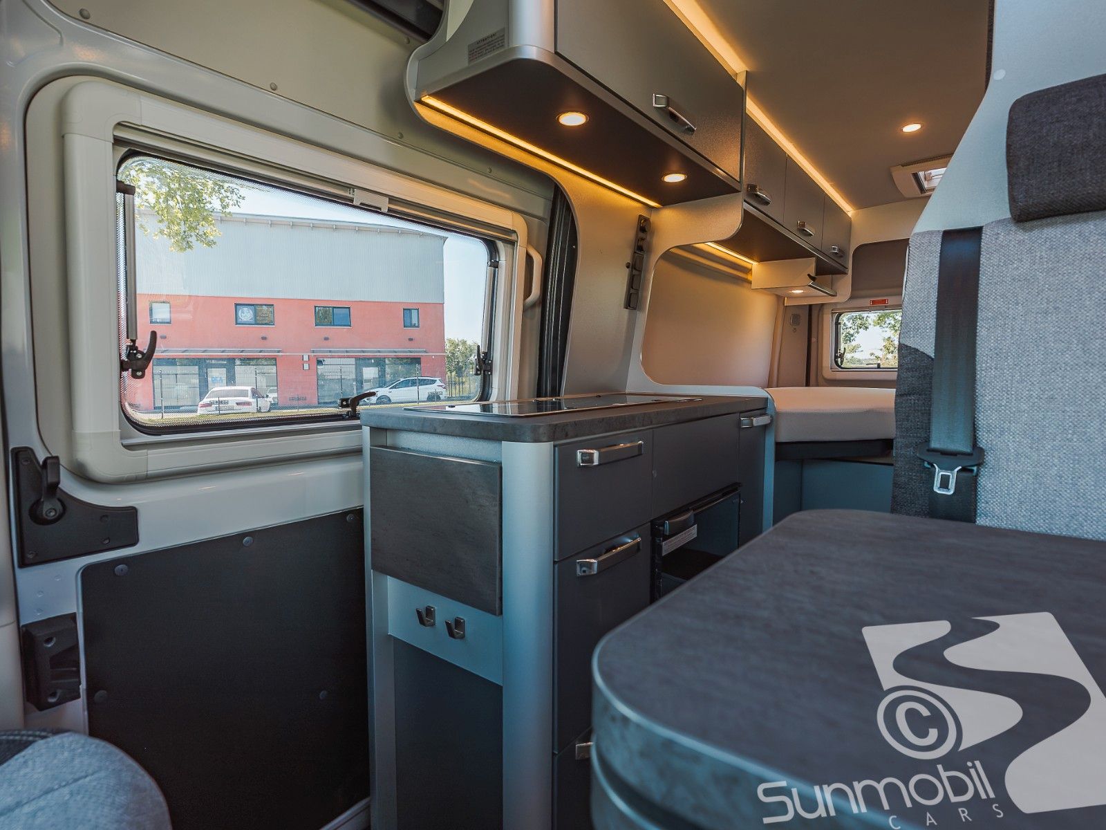 Fahrzeugabbildung Weinsberg CaraTour 600 ME Automatik 140 PS Seitz