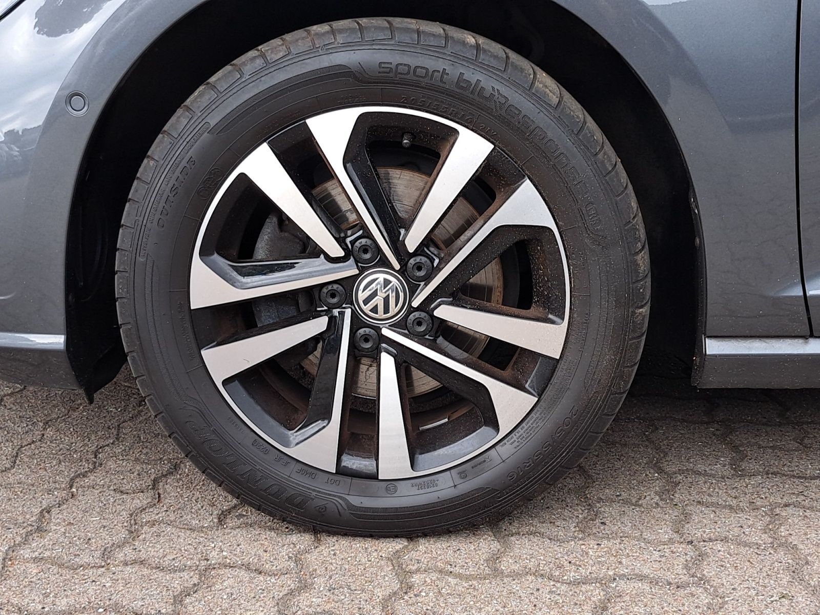 Volkswagen Golf - Bild 12