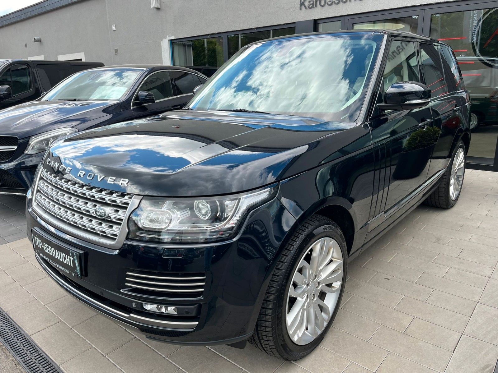 Fahrzeugabbildung Land Rover Range Rover Vogue*Pano*AHK*Luft*Softclose*RFK*