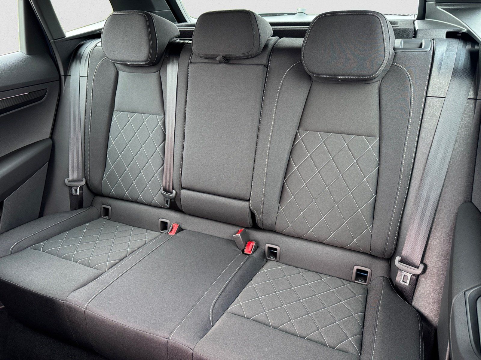 Skoda Karoq - Bild 10