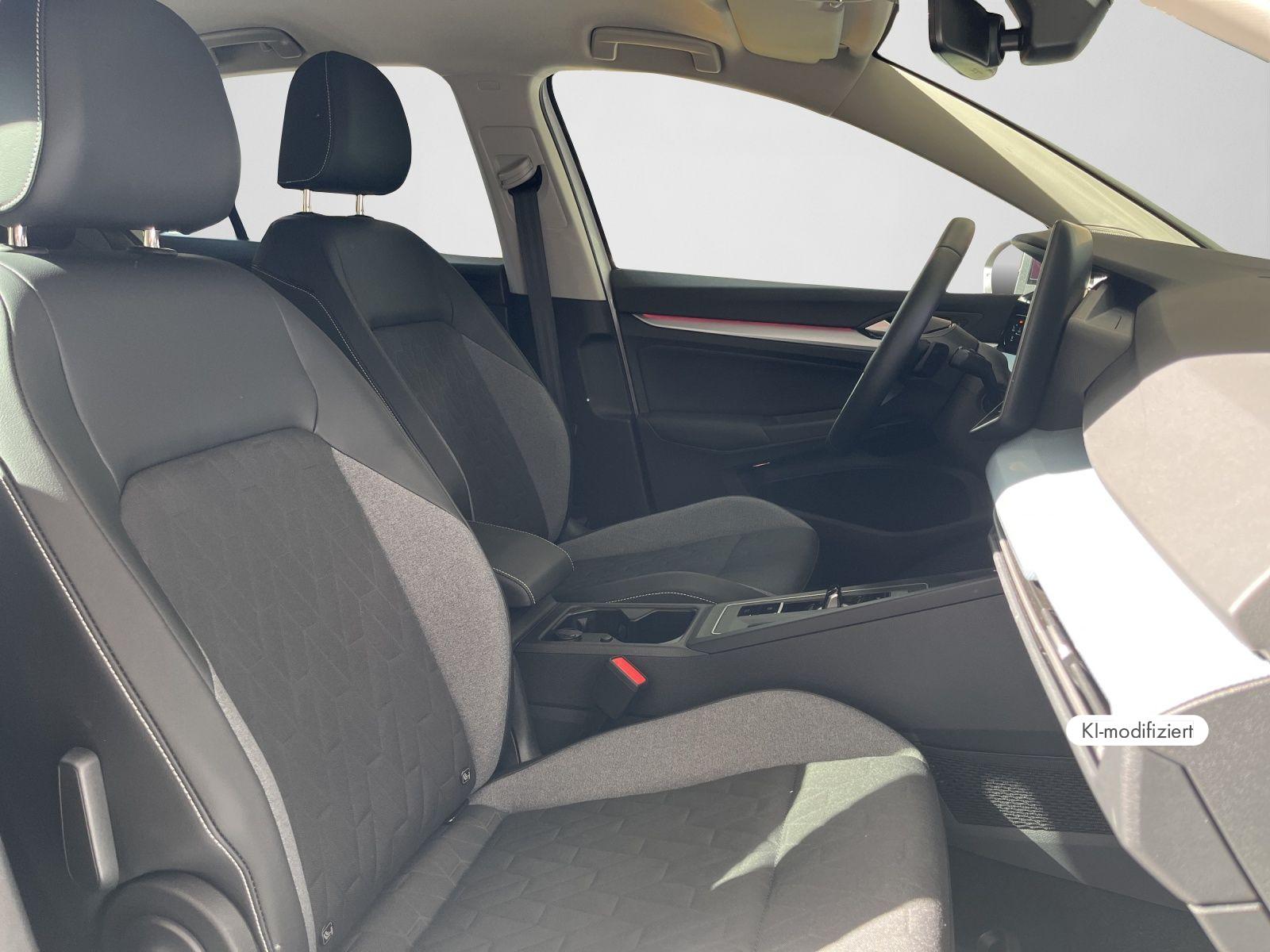 Volkswagen Golf VIII 1.5 eTSI,*1,49%*,ENERGY,IQ.LIGHT MATRI, миниатюра 4