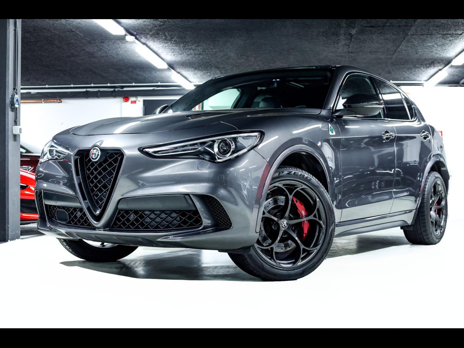 Alfa Romeo Stelvio QUADRIFOGLIO 2.9T V6 AT8-Q4°PANO°HK