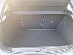 Fahrzeugabbildung Opel Corsa F 1.2 55KW LED, RFK, Tot-Winkel, SHZ