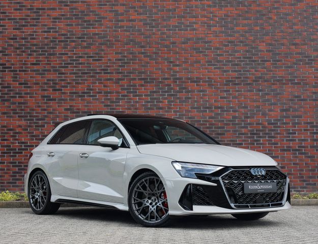 Audi RS3 Sportback 2.5 TFSI quattro | Chalk – Sofort