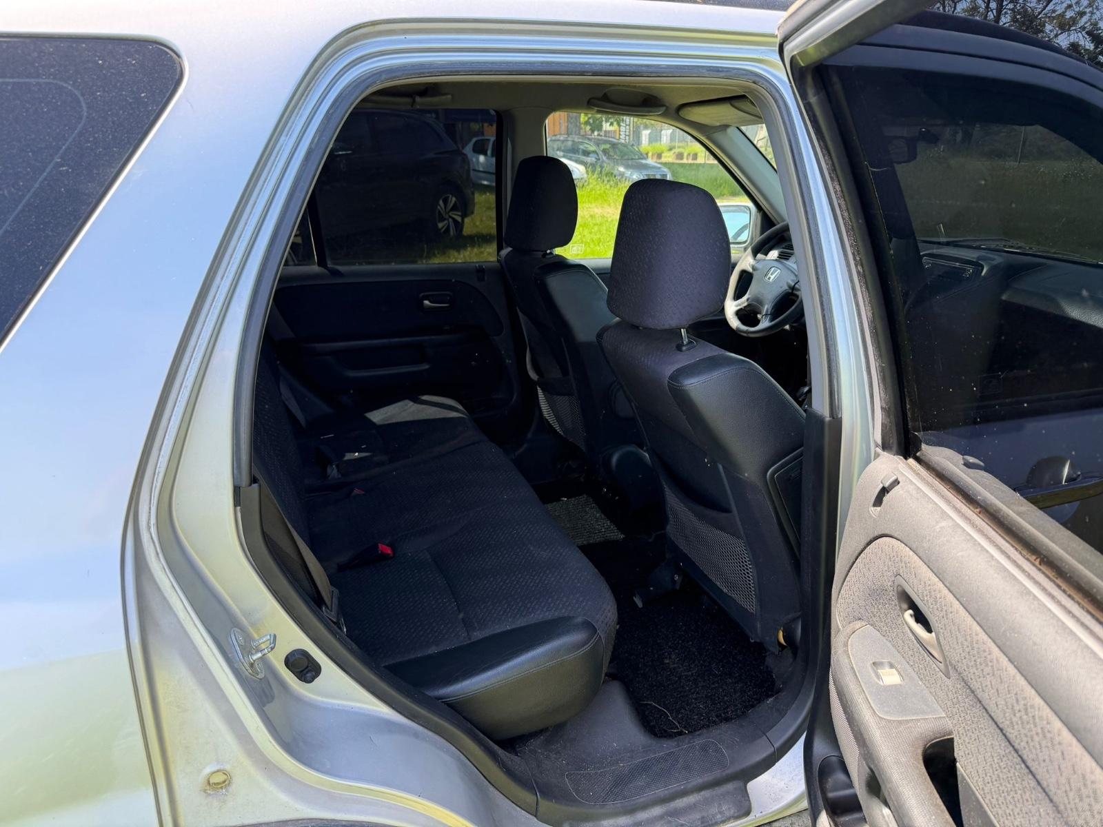 Honda CR-V 2004 — photo 7