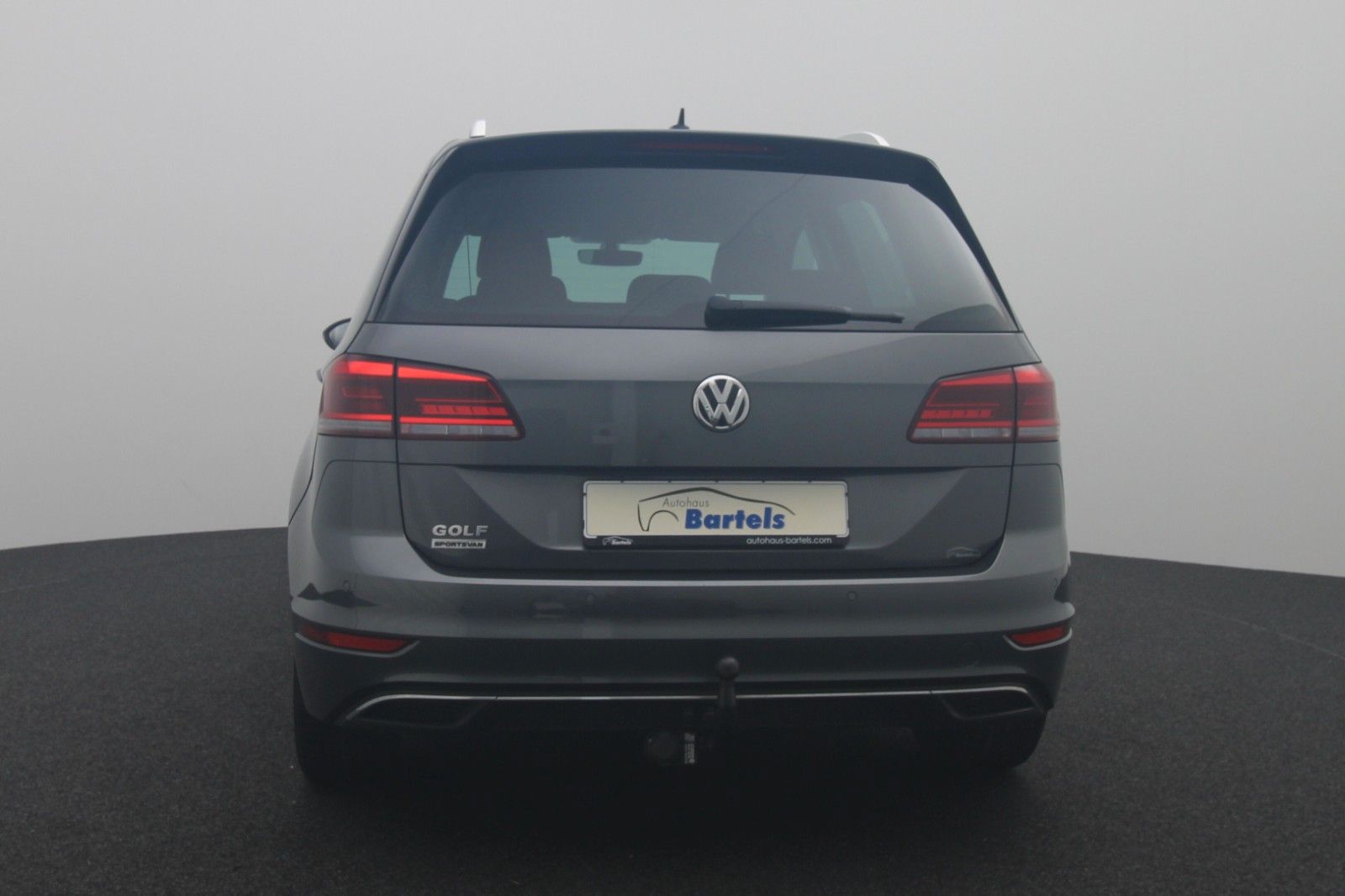 Fahrzeugabbildung Volkswagen Golf Sportsvan VII 1.0 Join NAVI AHK ACC