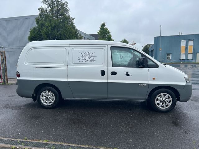 Fahrzeugabbildung Hyundai H-1 Kasten L2/H1 AHK  HU 01/28