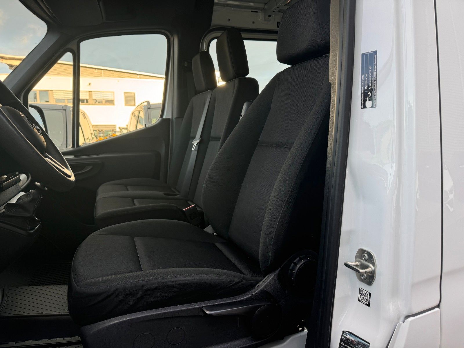 Fahrzeugabbildung Mercedes-Benz Sprinter 315 CDI Kompakt Flachdach Mixto/DoKa