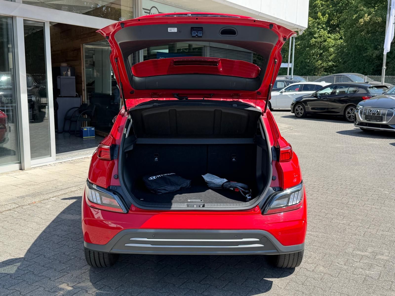 Fahrzeugabbildung Hyundai Kona Elektro Prime NAVI+LED+SHZ+HEAD+KAM+ACC+AHK