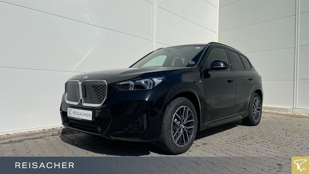 BMW IX1 A XDRIVE30 M-Sport,AHK,el.Sitz+Mem,DA+,Autom