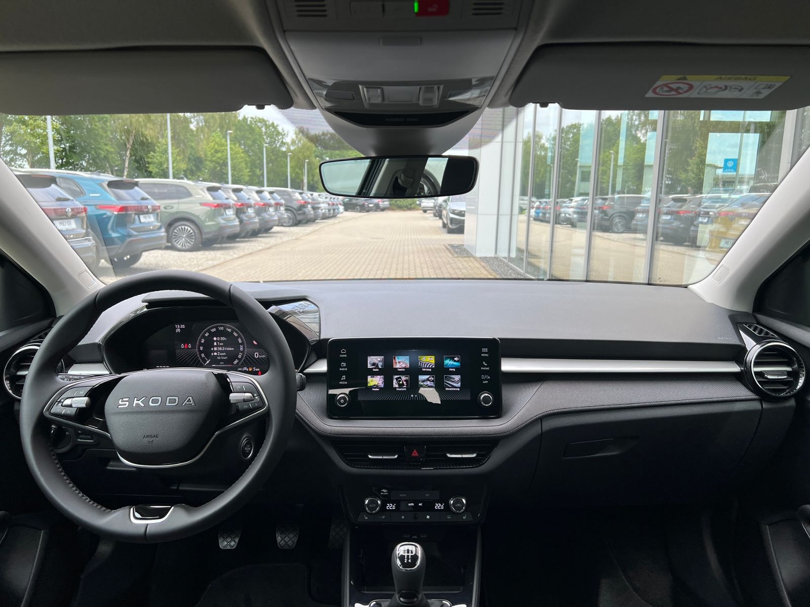 Fahrzeugabbildung SKODA Fabia  Selection 1.0 MPI *Climatronic, LED, Einp