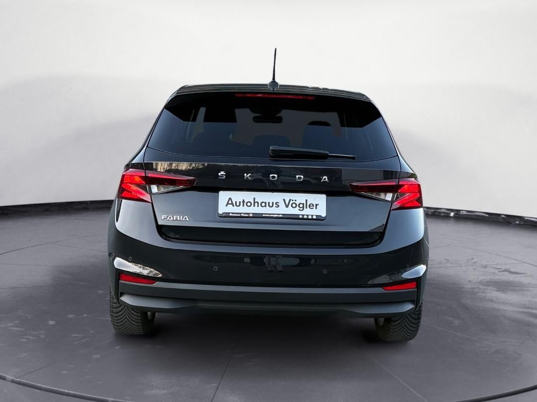 Fabia Ambition Navi ACC CarPlay LED