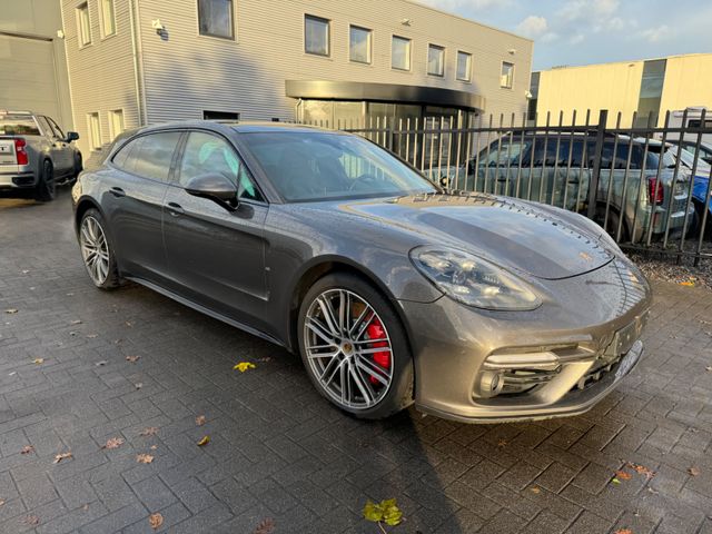 Porsche Panamera Sport Turismo Turbo 404KW Pano 4zonen