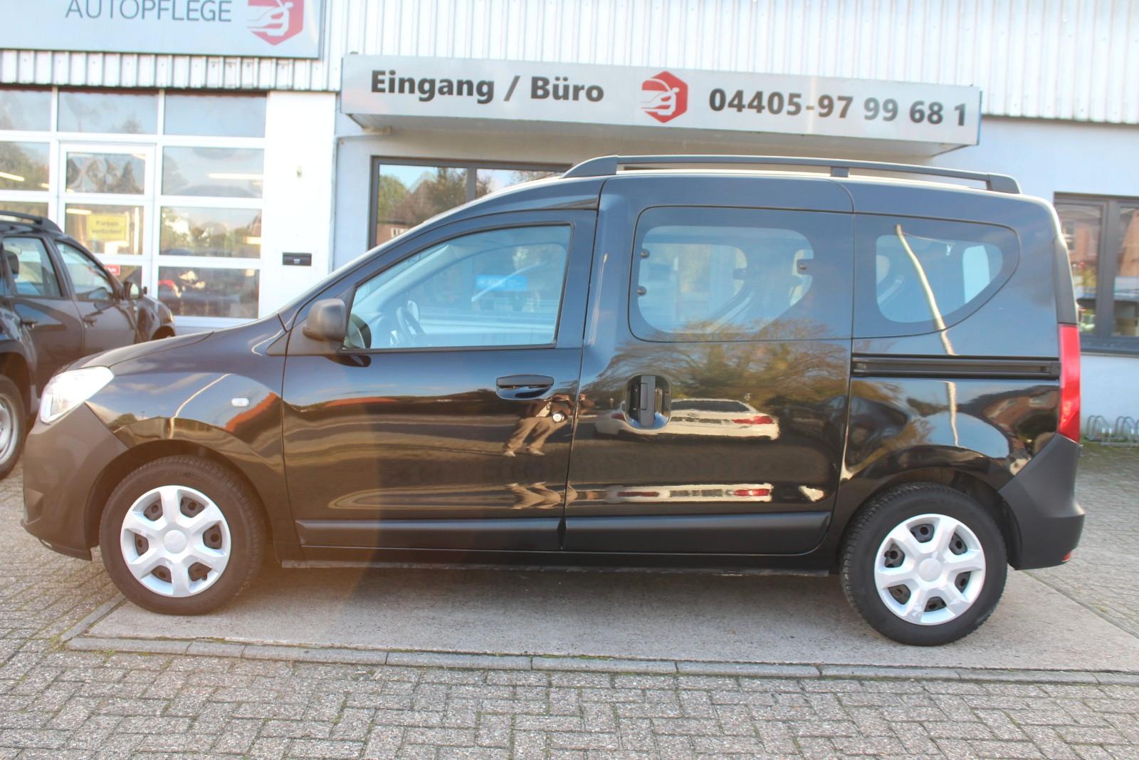 Dacia Dokker 2013 — rear view