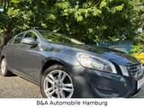 Volvo V60 Kombi Momentum 2 Hand+Tüv/Au Neu+Scheckheft - gebrauchte Volvo V60 aus dem Jahr 2012