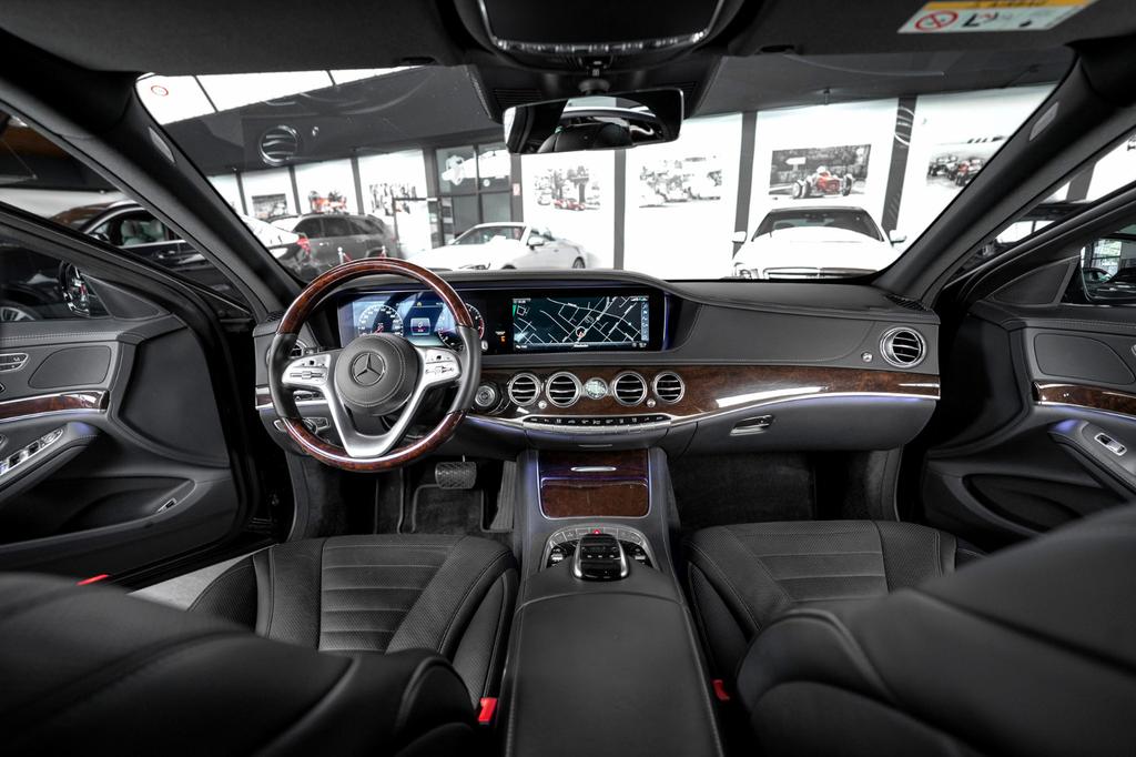 Mercedes-Benz S 560