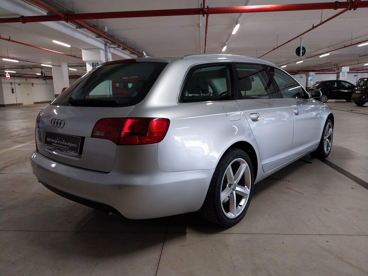 Audi Quattro 2005 — photo 14