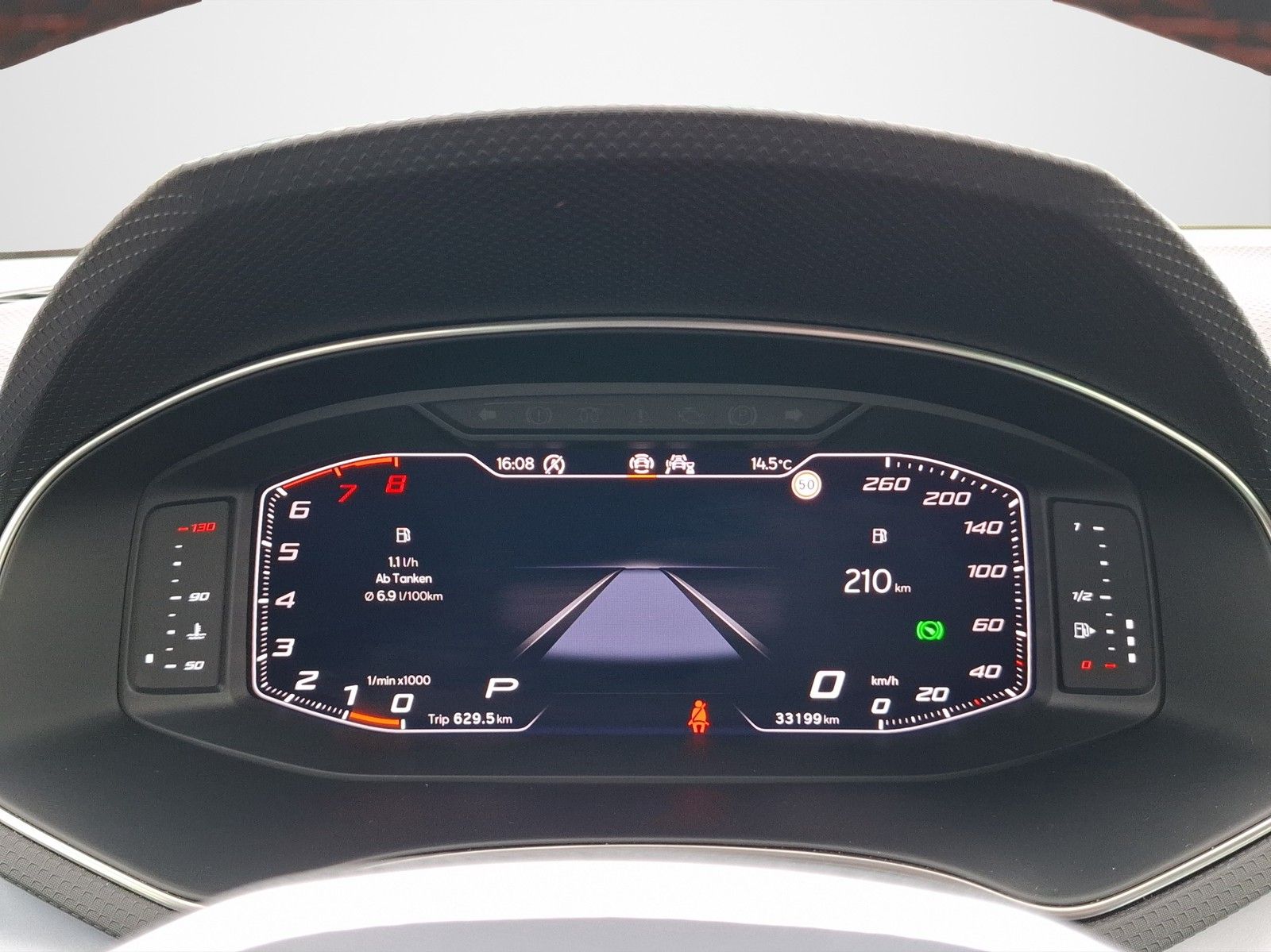 SEAT Arona 1.5 TSI FR DSG / ALCANTARA / LED / NAVI / - Image 12