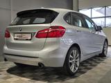 BMW 220i Active Tourer Sport Line°HUD°LED°DAB°PDC°Sh - BMW 220 Active Tourer aus 2016