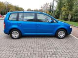 Volkswagen VW TOURAN 1.6 - gebrauchte VW Touran aus dem Jahr 2003