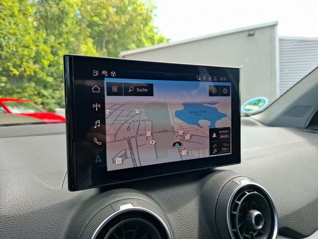 Q2 30 TFSI advanced Standheizung, AHK, Klima