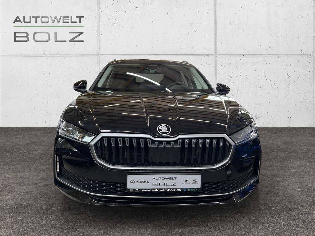 Skoda Superb - Bild 2