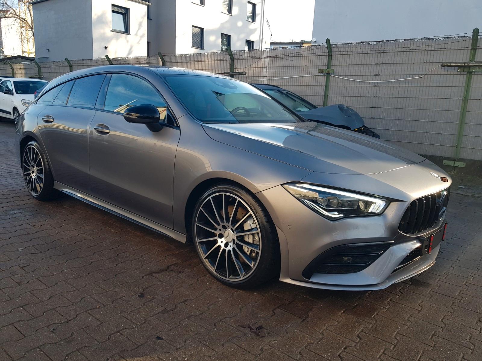 Mercedes-Benz CLA 35 AMG Shooting Brake 4Matic / Pano