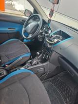 Peugeot 206 plus - Peugeot 206: Plus