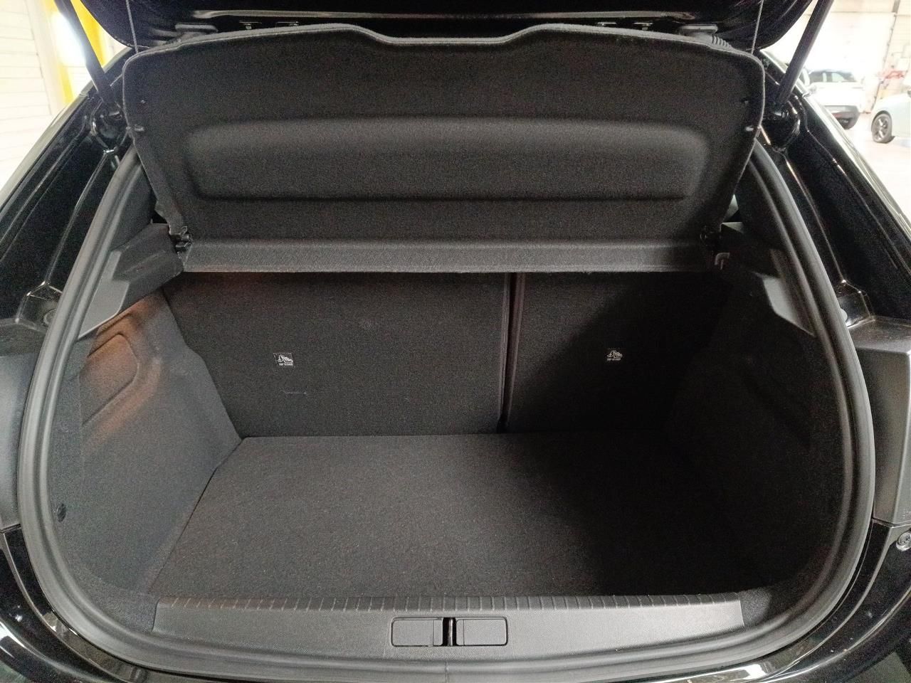 Fahrzeugabbildung Opel Corsa F 1.2 Turbo GS 74KW