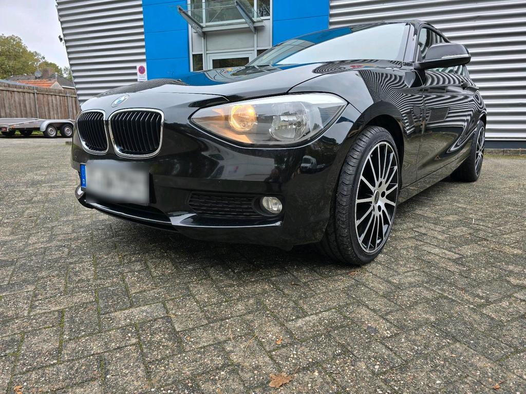 BMW 114