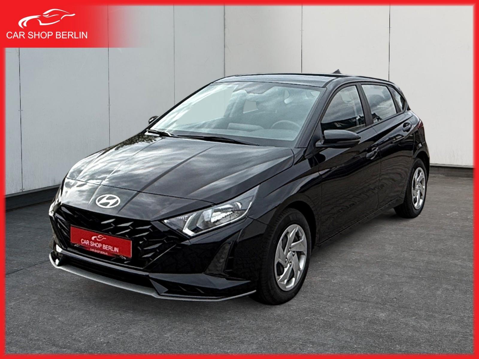 Hyundai i20 Select | Navigation | Rückfahrkamera | Spur