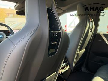 صورة مصغرة 25 لـ 2021 BMW IX