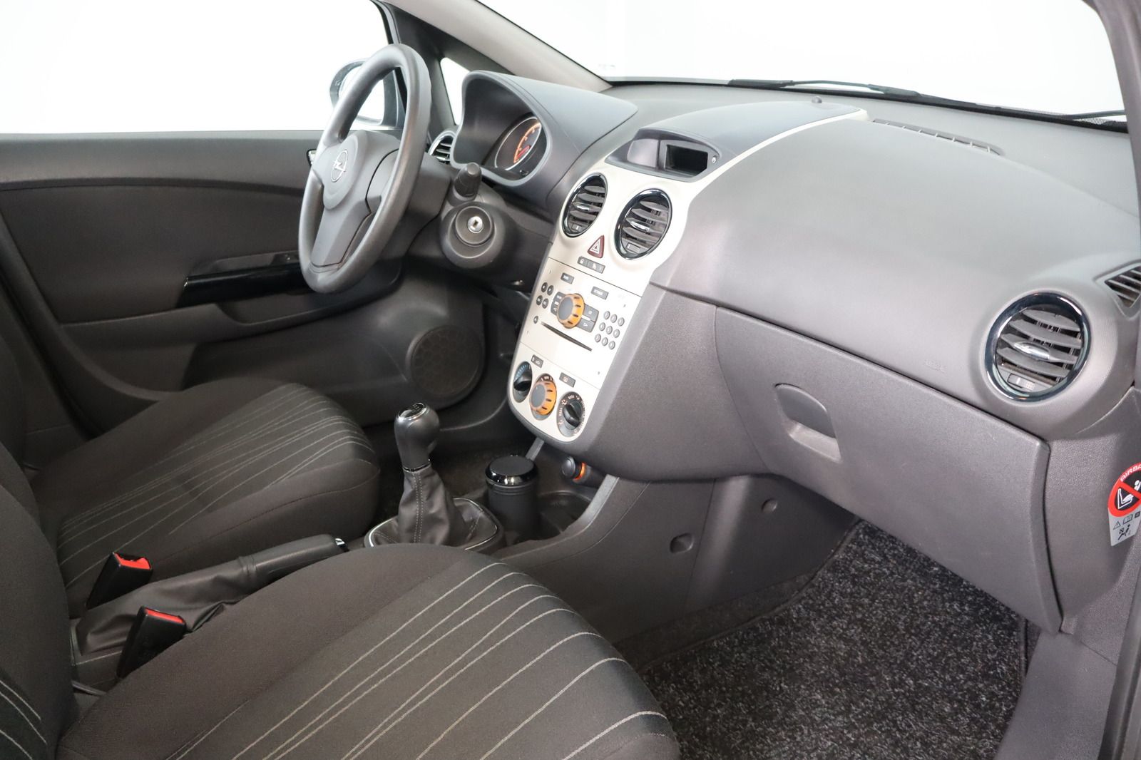 Fahrzeugabbildung Opel Corsa 1.2 16V Klima * wenig km