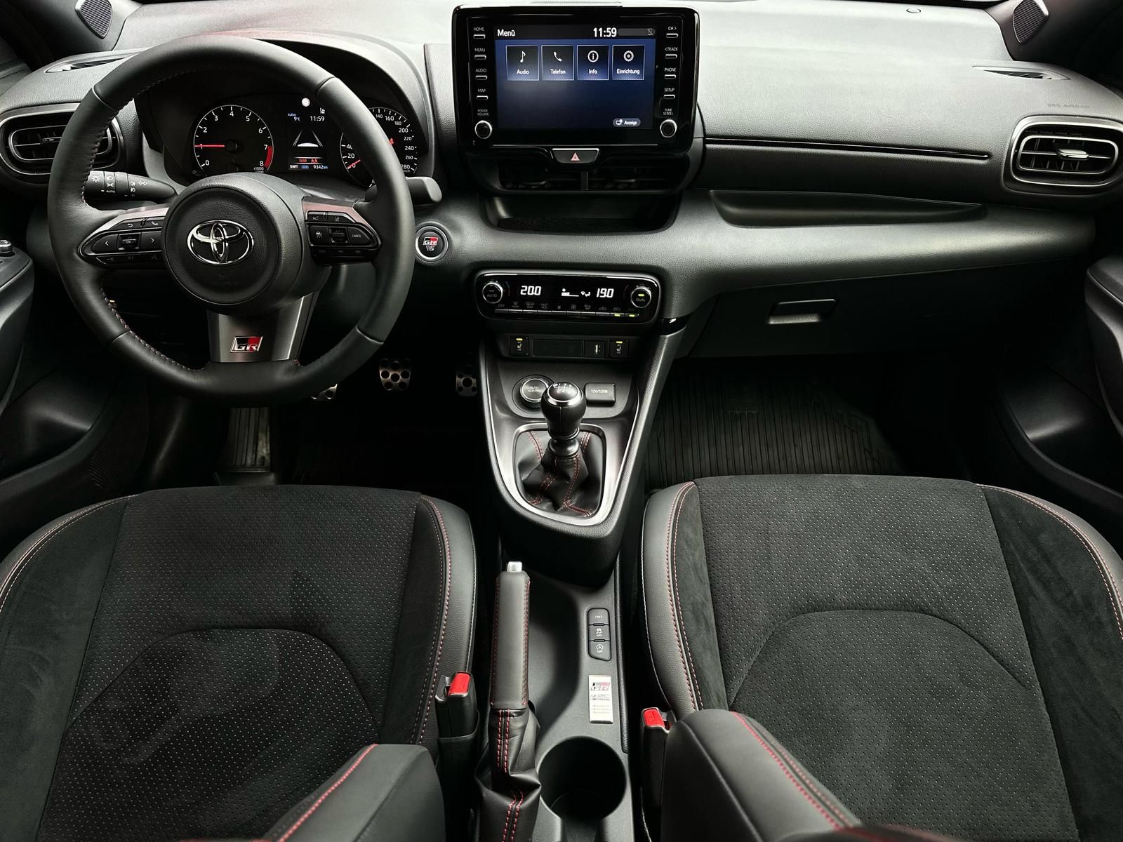 TOYOTA Yaris 1.6 Turbo GR TRIPLE LED#ACC#SHZ#SPUR#CAM - Image 11
