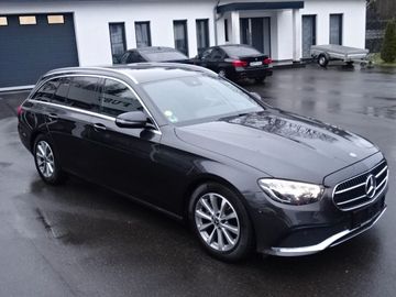 Mercedes E 200 - 8