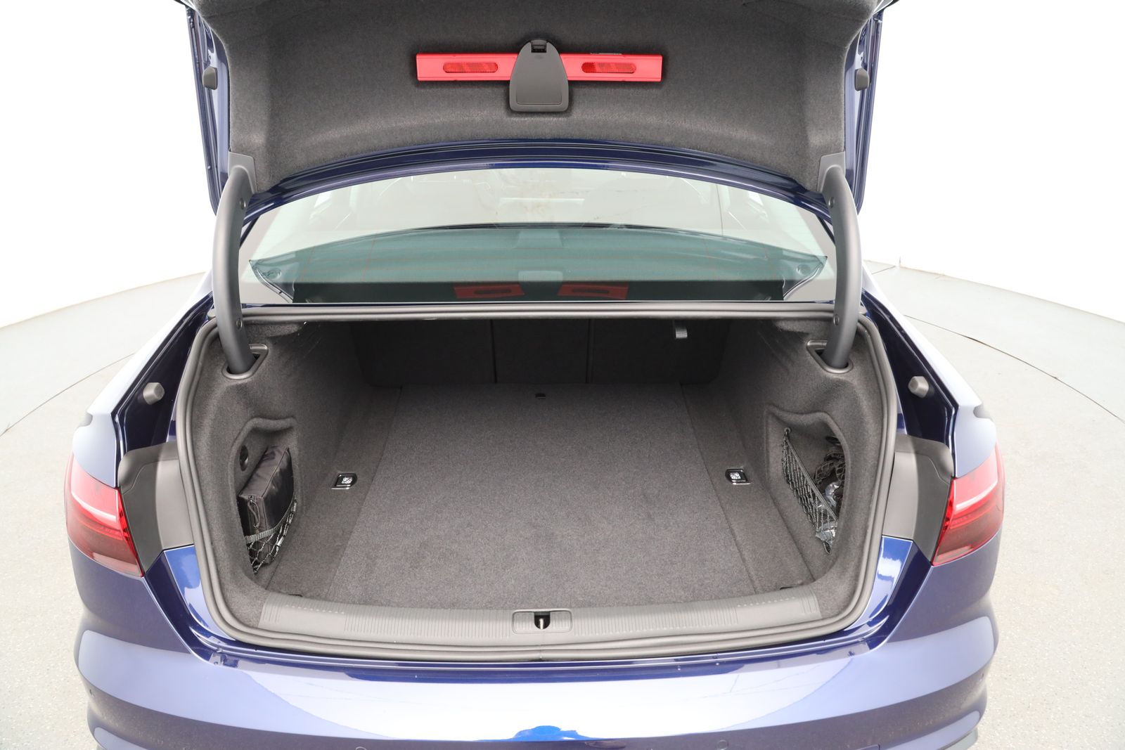 Audi A4 - Bild 10