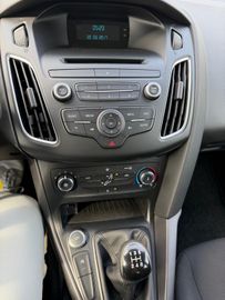 Ford Focus - 10