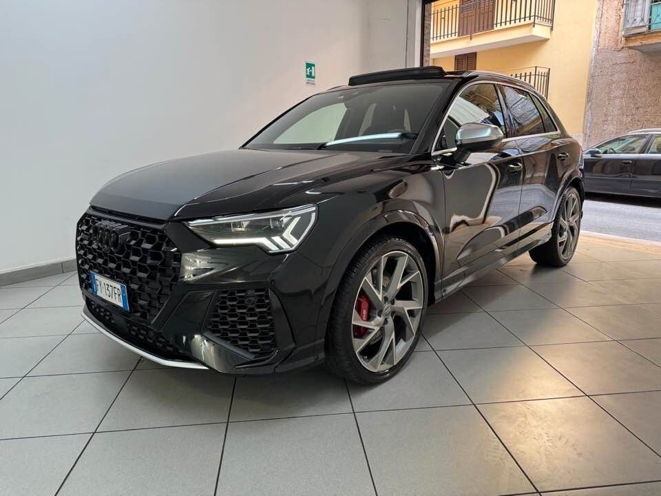 Audi Q3 RS quattro S tronic 2020 con Tetto Aprib