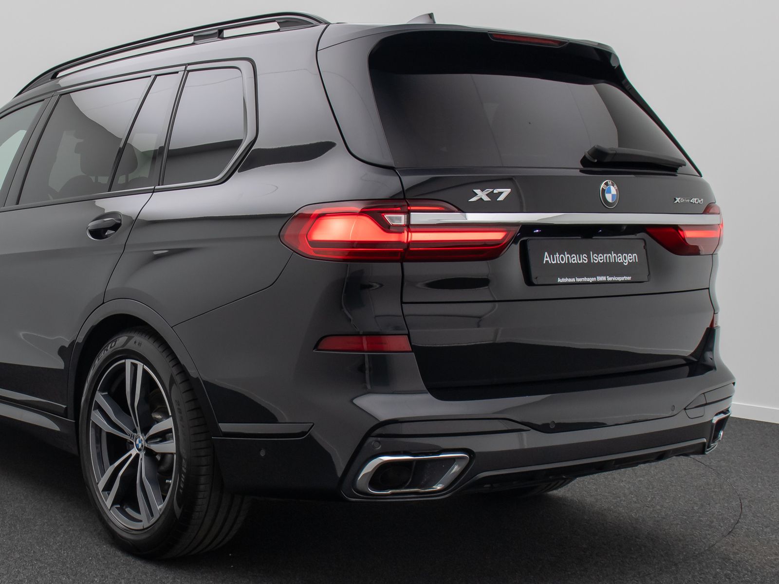 Fahrzeugabbildung BMW X7 xD40d  M Sport 360°Laser DAB Soft-Cl DisplKey