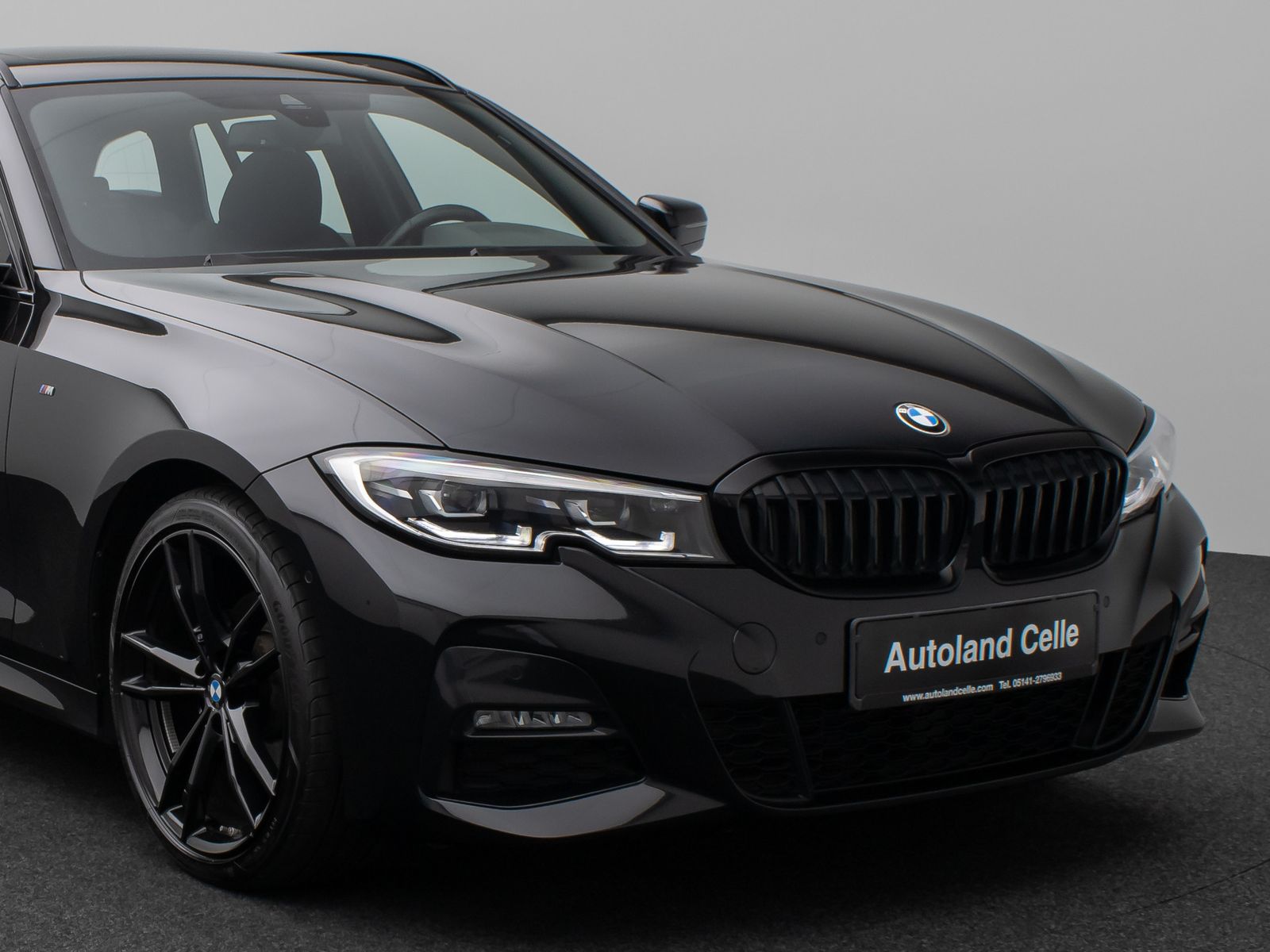 Fahrzeugabbildung BMW 320d M Sport Kamera DAB HiFi Komfort Alarm 19Zol
