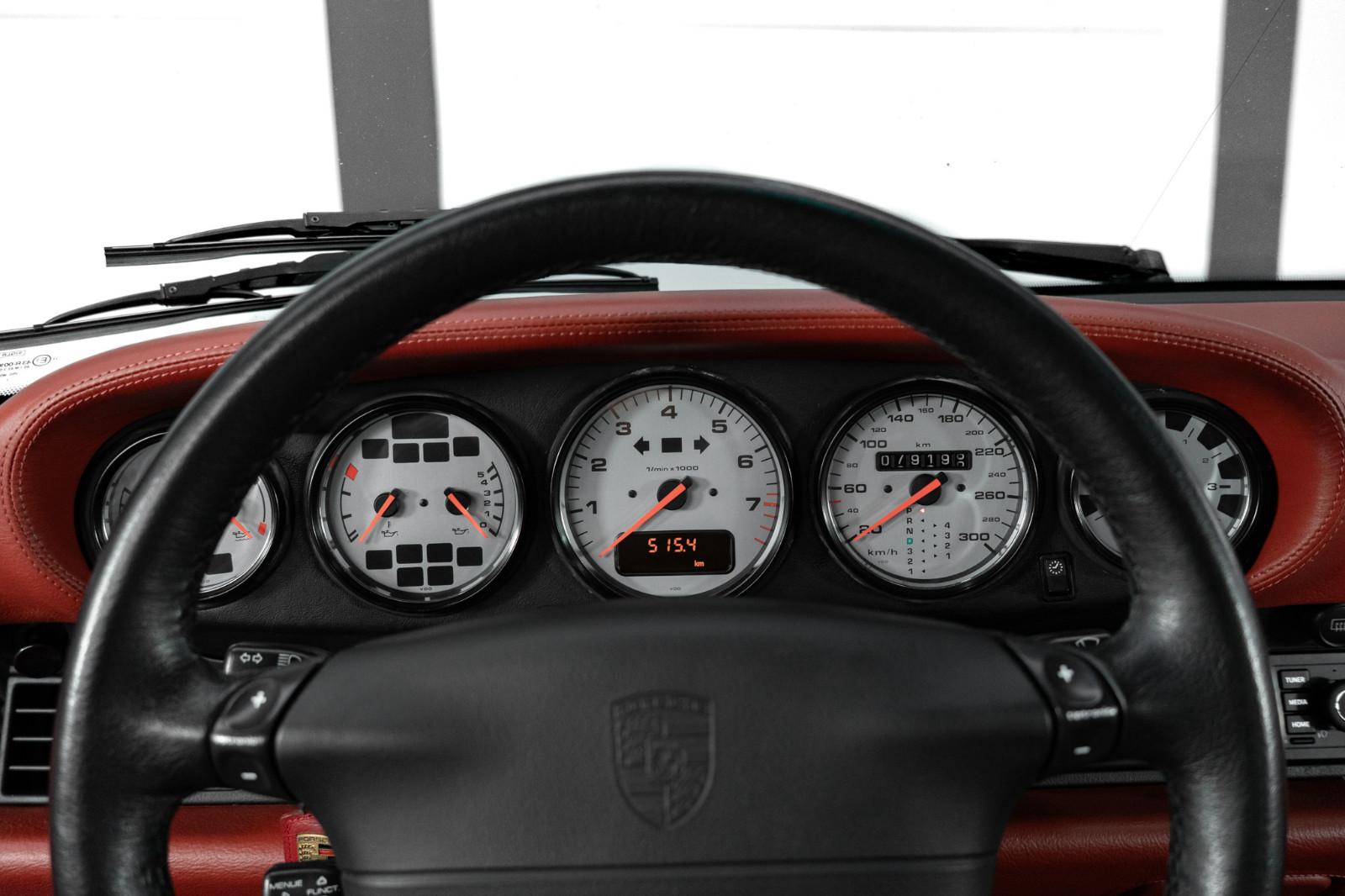 Porsche 993 Carrera Coupé deutsches Fahrzeug m. Historie
