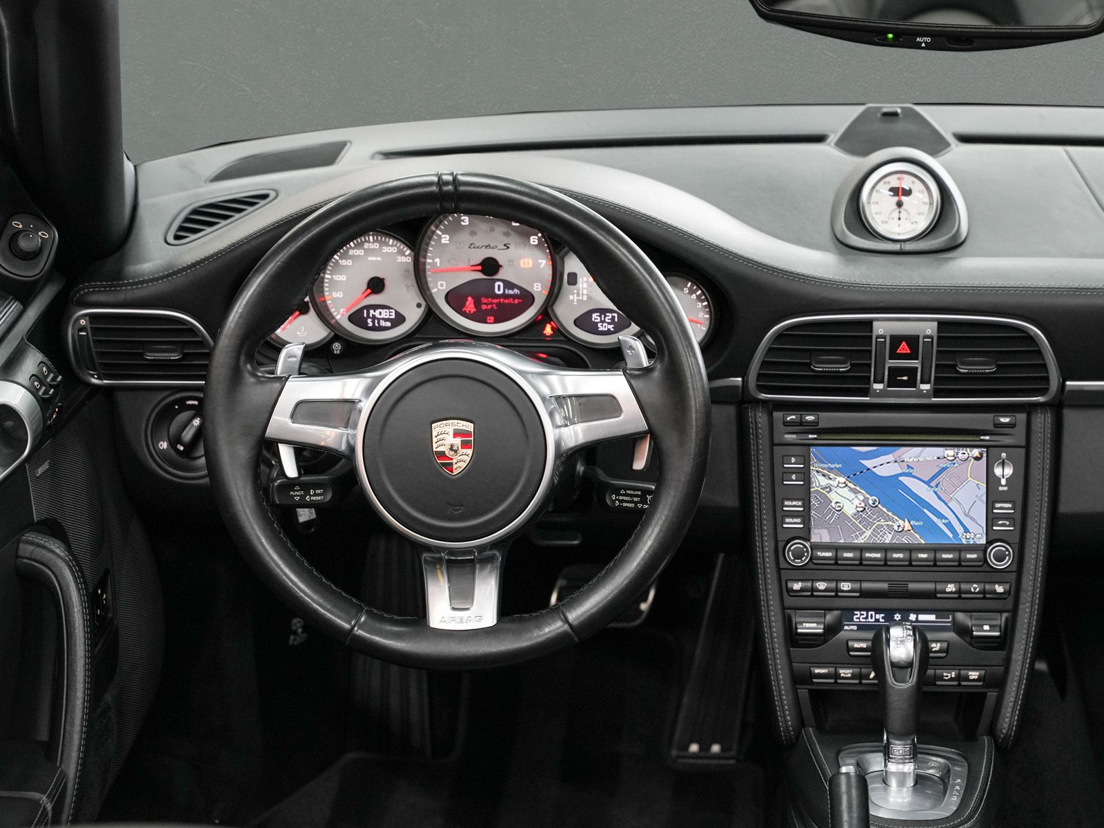 Fahrzeugabbildung Porsche 911 Turbo S Cabrio - Exklusiver Volllederumfang