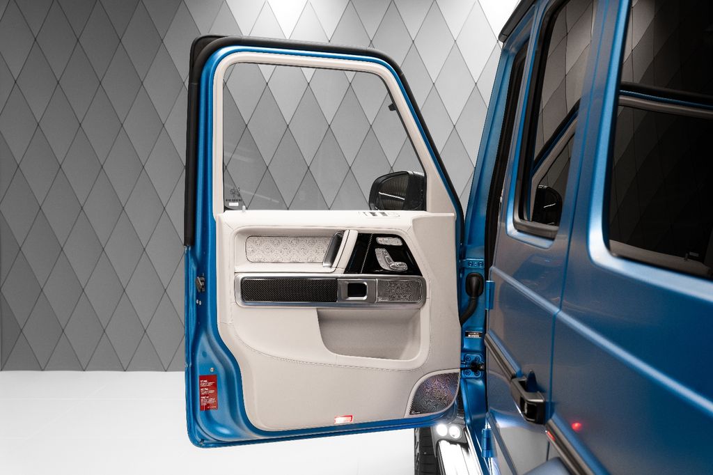 G 63 AMG BRABUS G 700 MATT BLUE / BEIGE CARBON - Bild 4