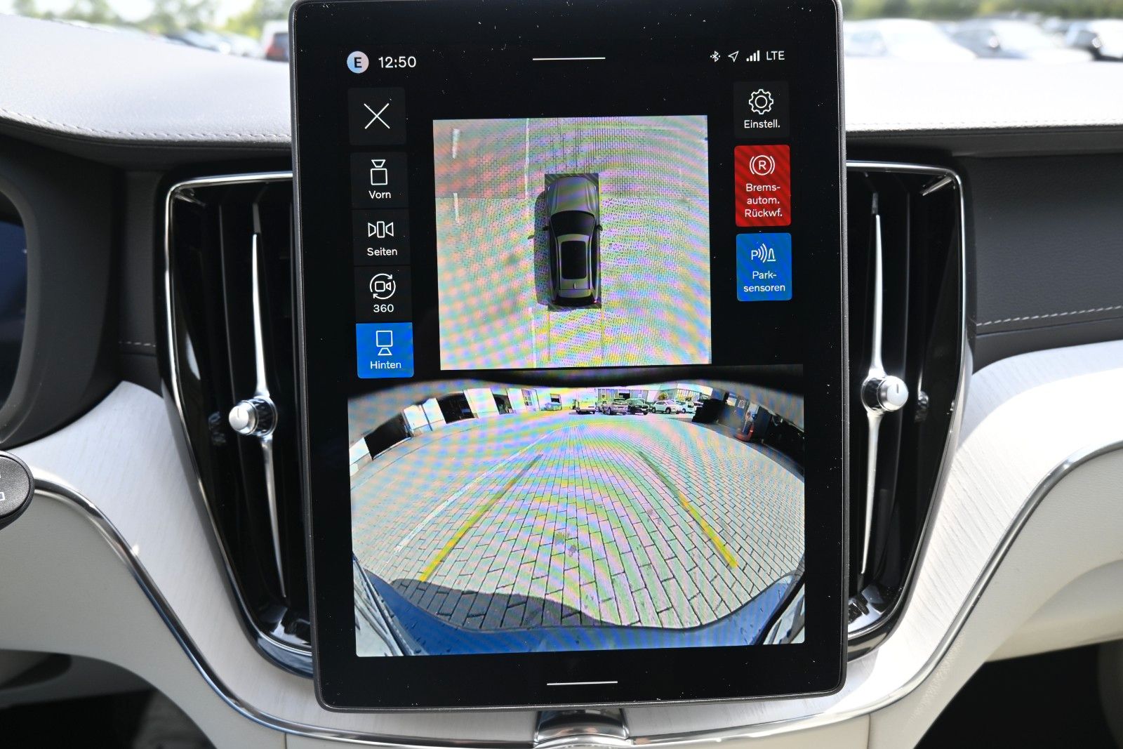 Fahrzeugabbildung Volvo XC60 T8 Plug-in AWD Ultra Dark*LUFT*360°*ACC