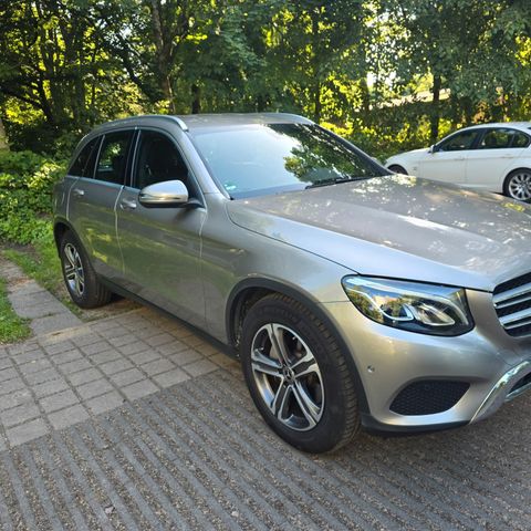 MERCEDES-BENZ GLC 220 d 4MATIC Autom. -