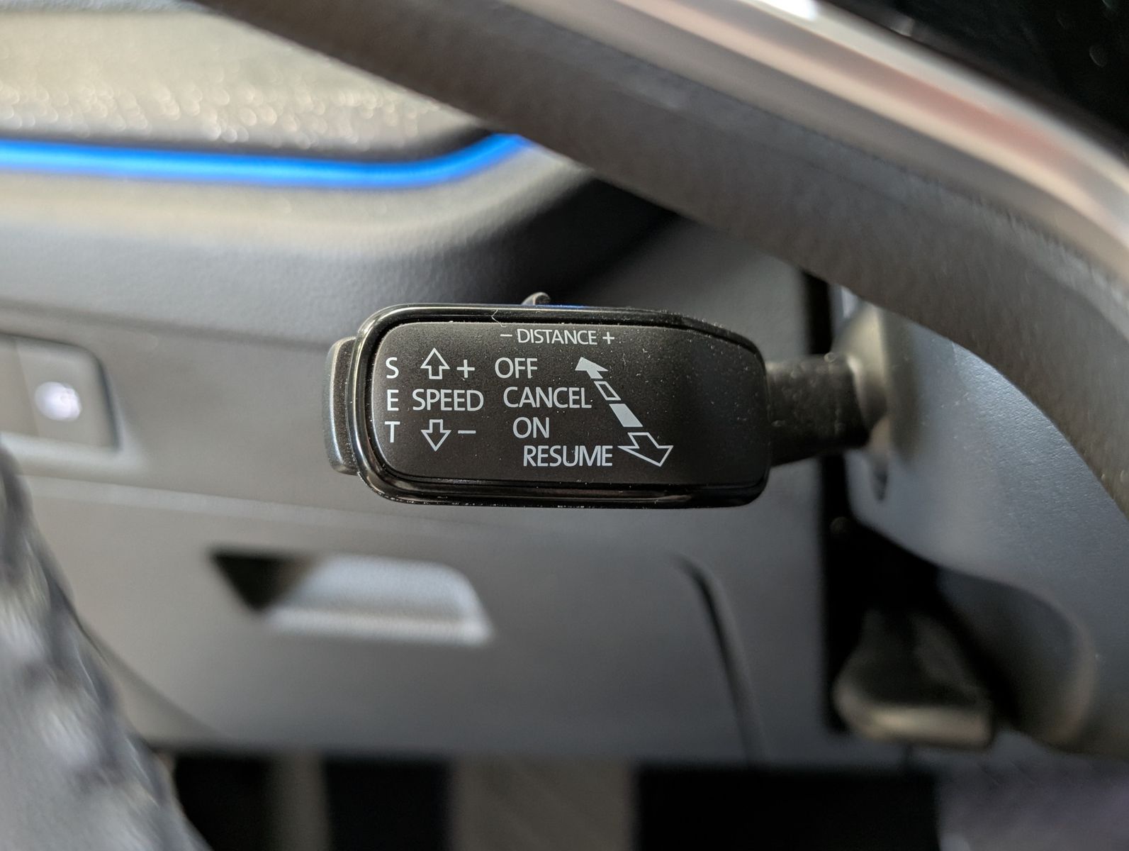 Fahrzeugabbildung SKODA Octavia 1.5 TSI mHEV DSG ACC Style-Paket AHK 17"