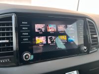 Skoda Karoq 2.0 TSI DSG 4x4 Sportline STNDHZ AHK 5JGAR bei Autohaus Landmann & Maier OHG