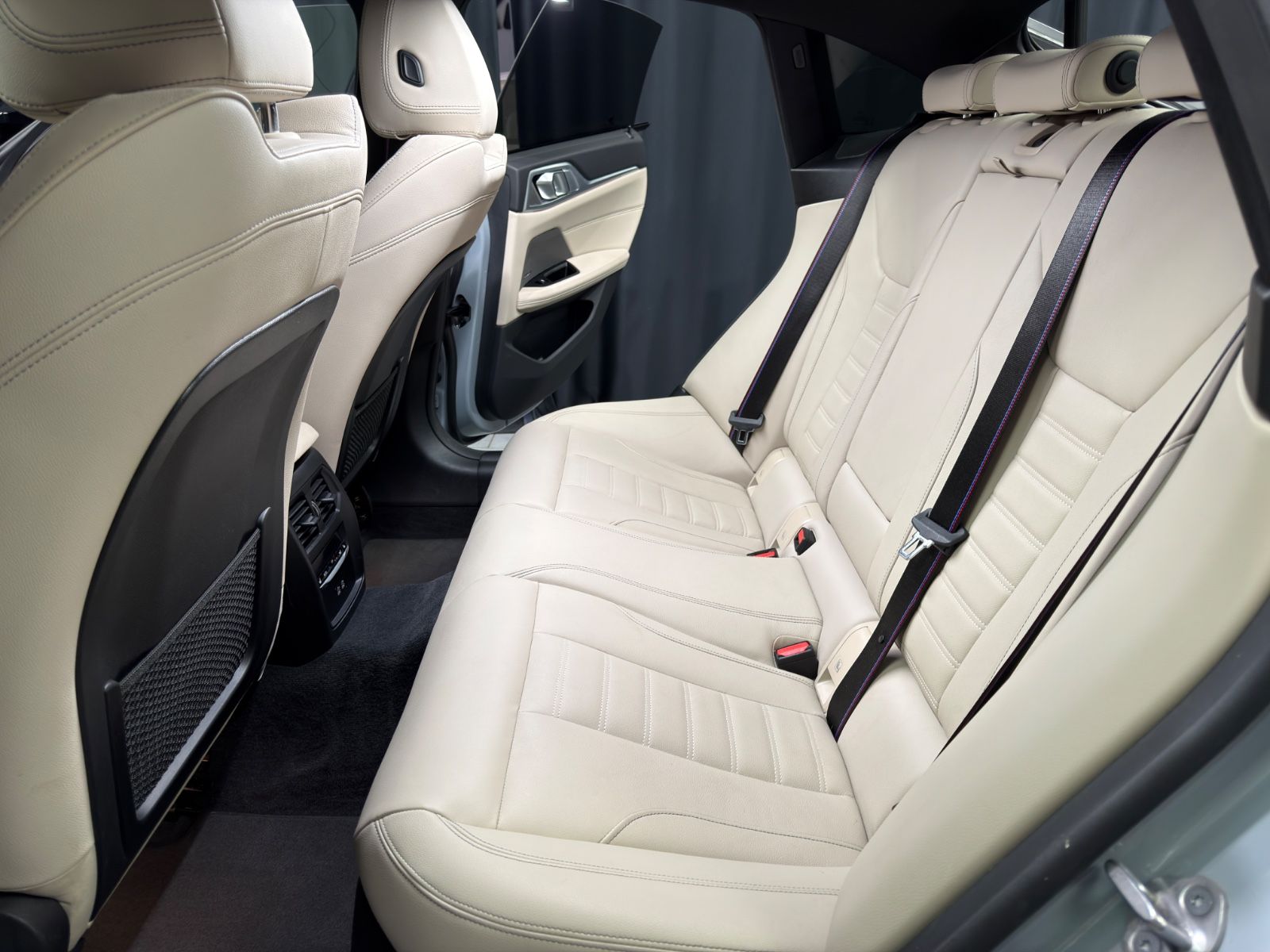 Fahrzeugabbildung BMW M440i Gran Coupe M-PAKET PRO|H&K|1.HAND