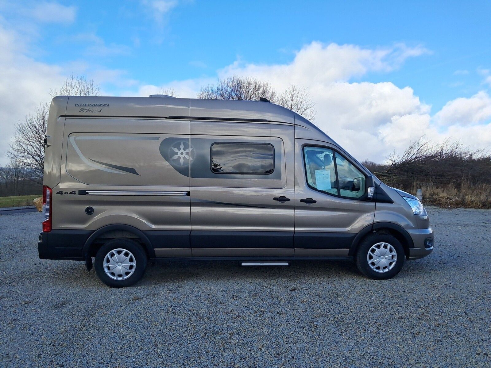 Fahrzeugabbildung Karmann Dexter 4x4 DE 570 AW Rückfahrkamera, Tageszul.